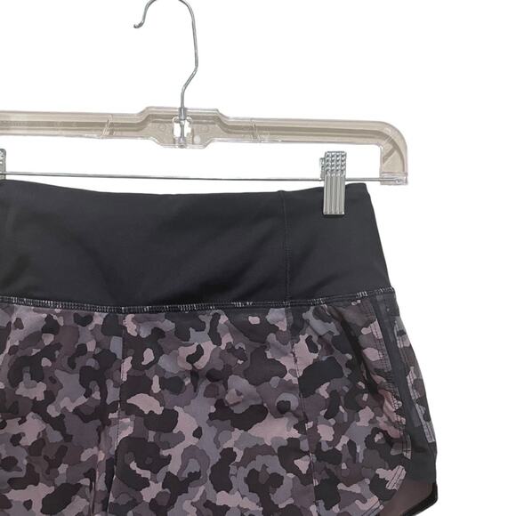 Athleta Running Free Printed Short 3.5” Mid Rise Pockets Black Gray Size XXS - Picture 6 of 10